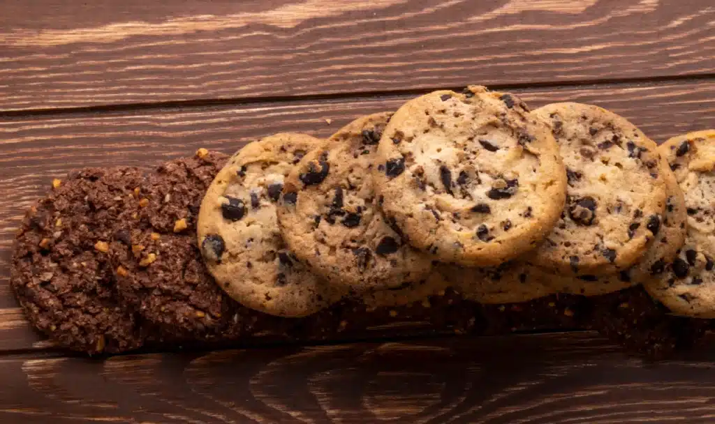 Top 3 Chocolate Chip Cookie Brands: Best vs Crunchy
